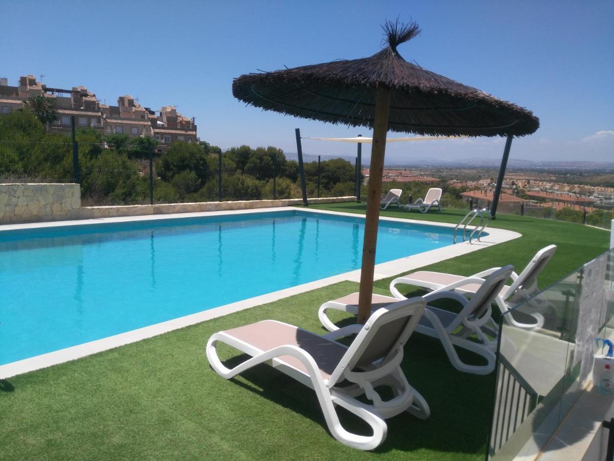 Beautiful New Style Apartment In Gran Alacant In Front Of Sea With Solarium And Jacuzzi 外观 照片