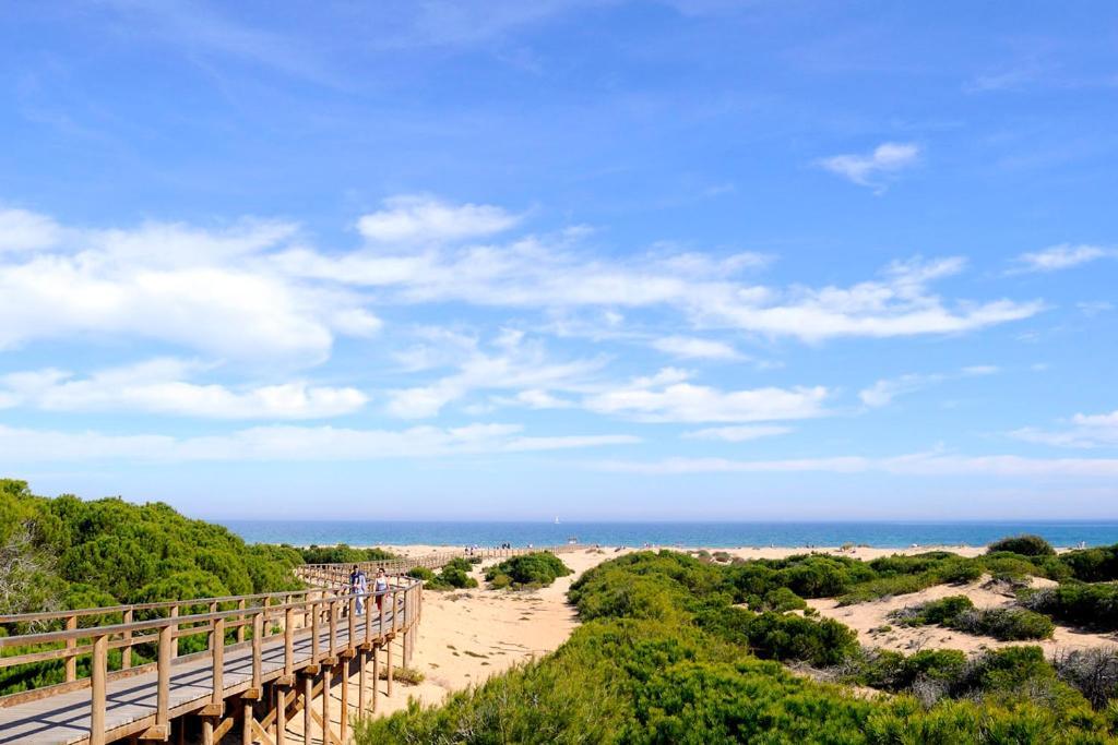 Beautiful New Style Apartment In Gran Alacant In Front Of Sea With Solarium And Jacuzzi 外观 照片