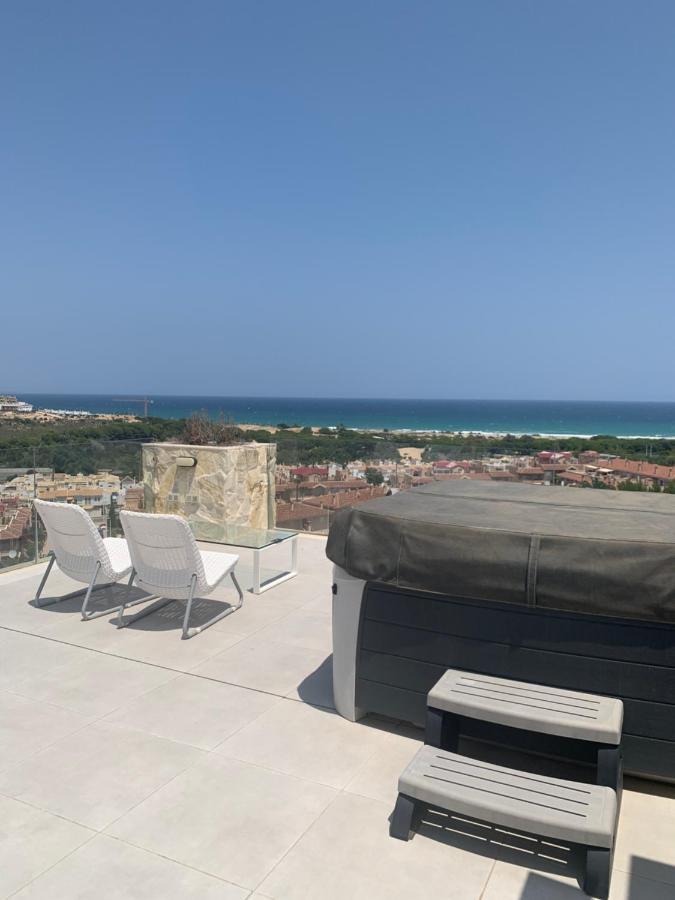 Beautiful New Style Apartment In Gran Alacant In Front Of Sea With Solarium And Jacuzzi 外观 照片